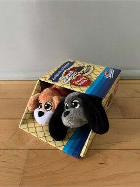 Pound Puppies 2 pack – Mini Classics: Polyester Stuffed Animals